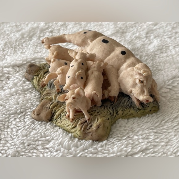 Lowell Davis Rooted Out Pig Figurine Piglets Hand Painted Scotland - Picture 3 of 11